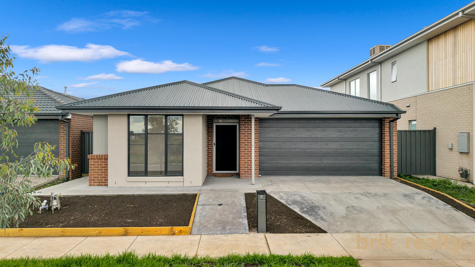 Read more about the article 5 Mowamba Street, KALKALLO  VIC  3064