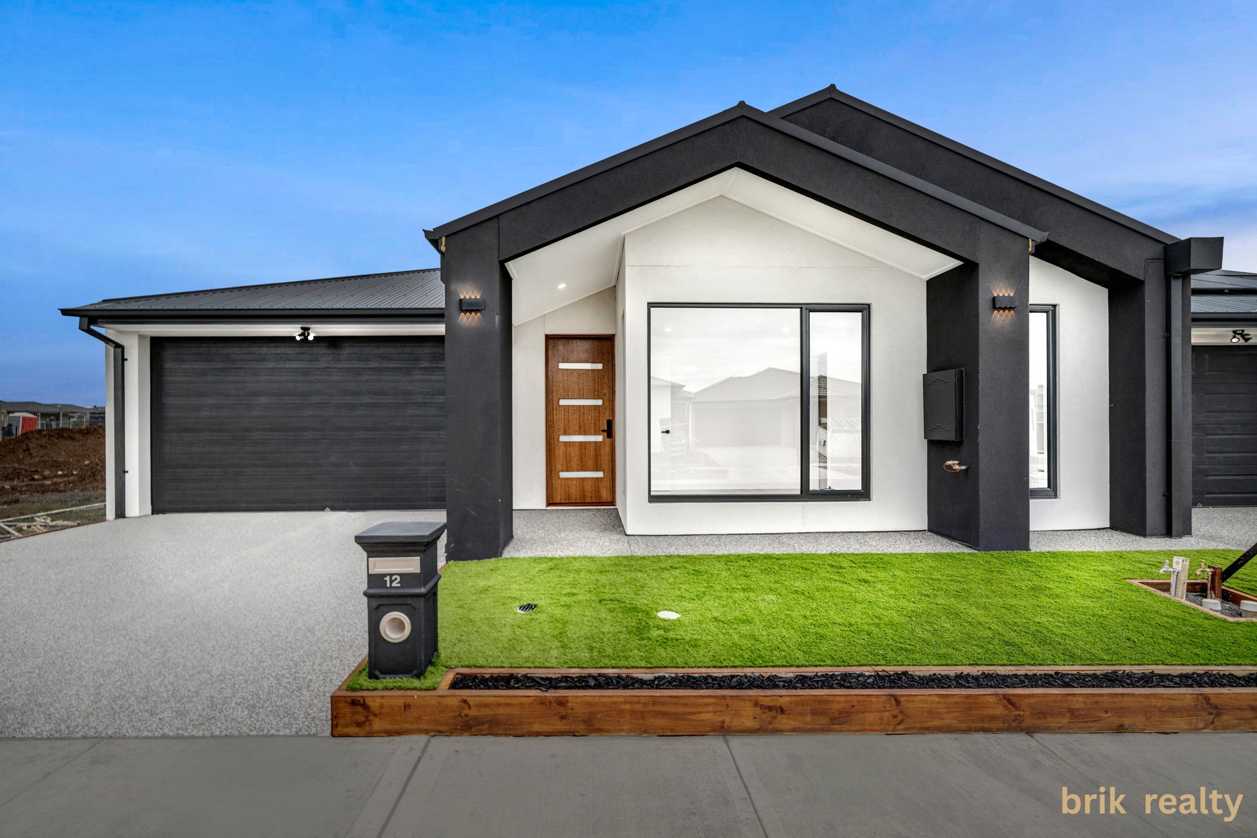 Read more about the article 12 Jilcunda Street, KALKALLO  VIC  3064