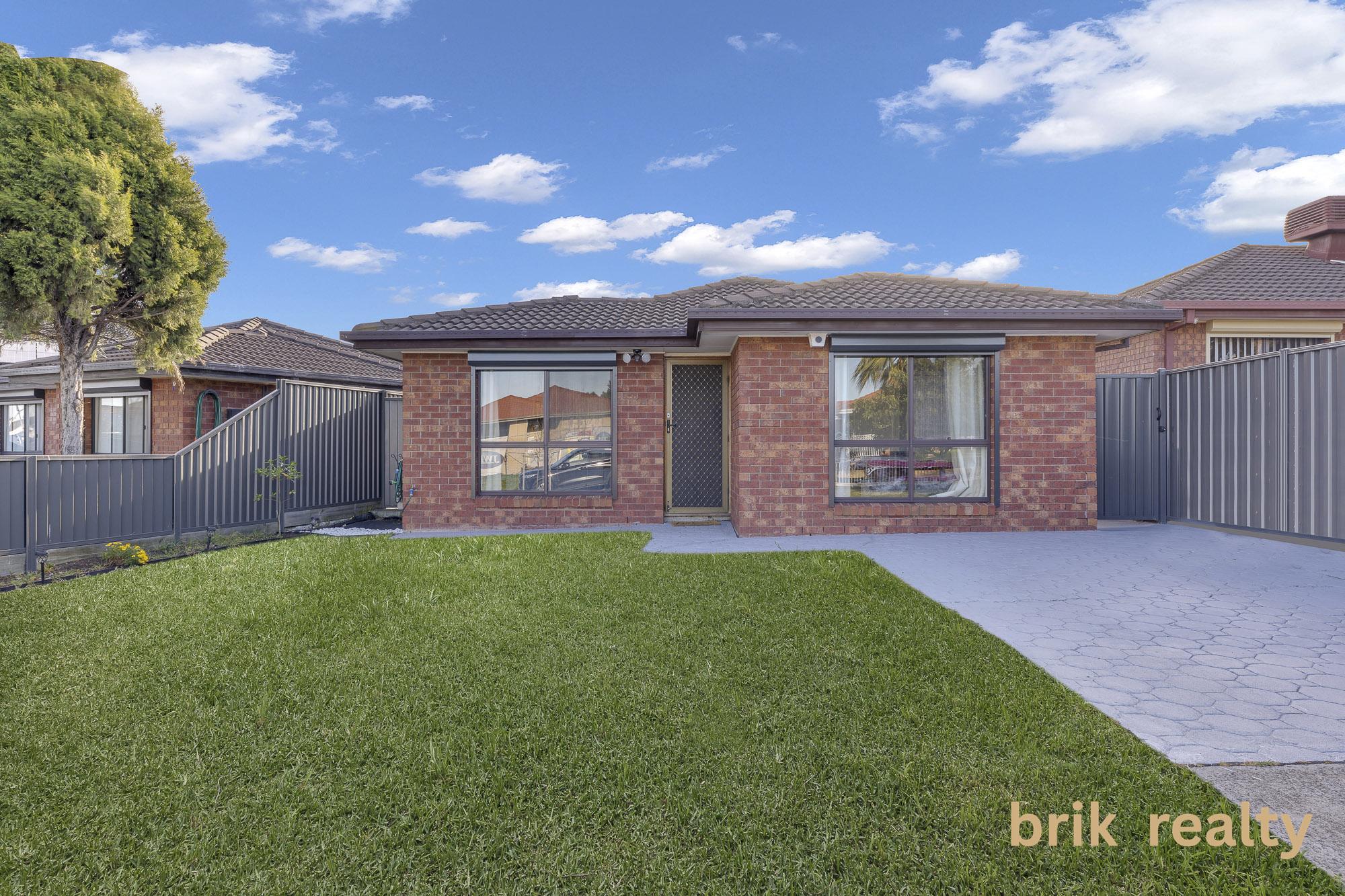 Read more about the article 4 Tarwin Place, MEADOW HEIGHTS  VIC  3048