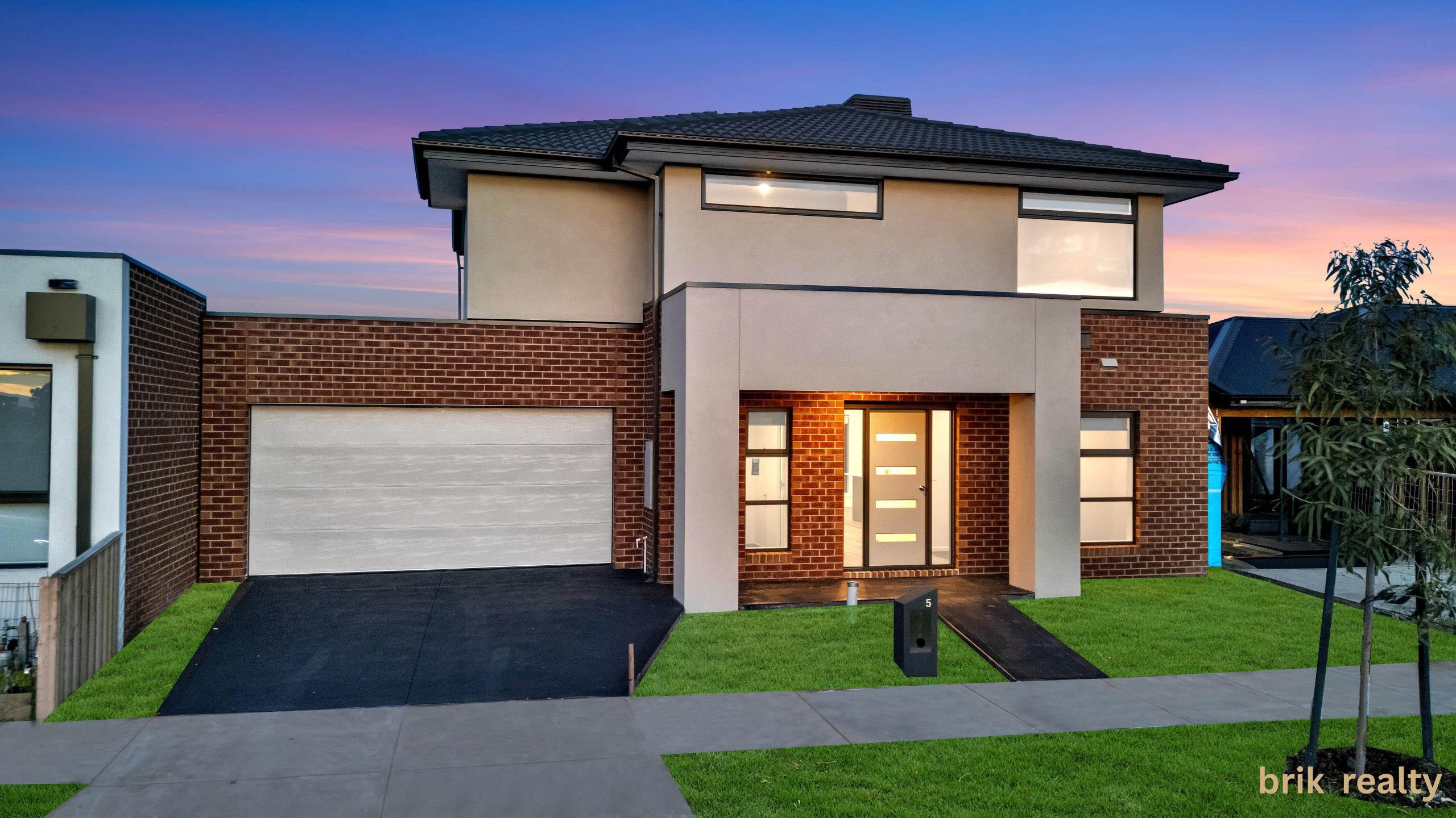 Read more about the article 5 Haloumi Road, DONNYBROOK  VIC  3064